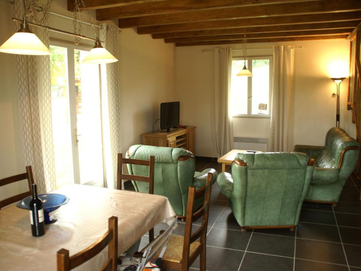 Modern Holiday Home With Private Pool Loubressac ห้อง รูปภาพ