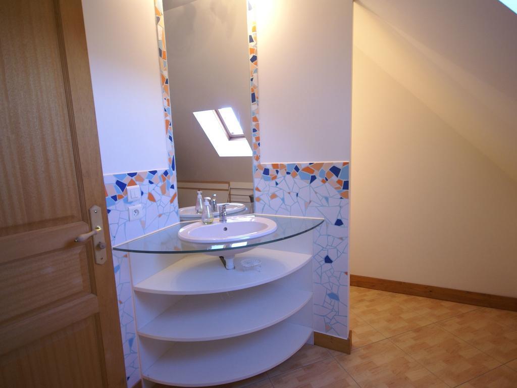 Modern Holiday Home With Private Pool Loubressac ห้อง รูปภาพ